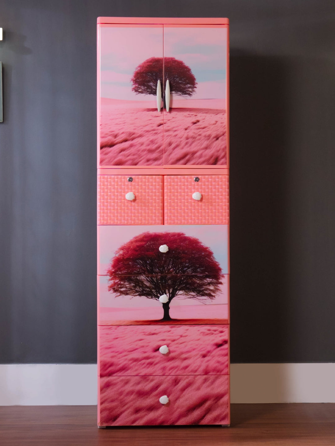 Nature Series Almirah